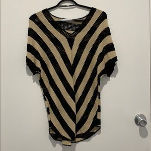 Blouse gold and black